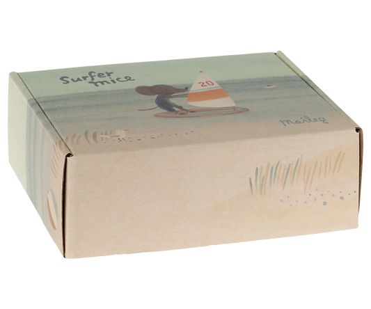 Beach mice, surfer little brother