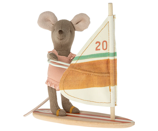 Beach mice, surfer little sister